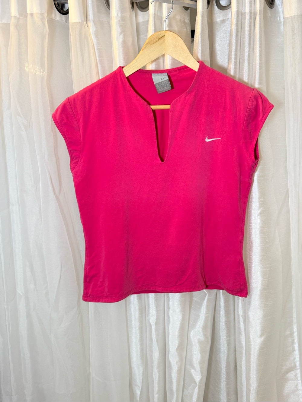 Nike Hot Pink Sleeveless Athletic Tank with V-Notch